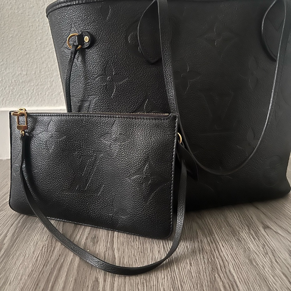 Louis Vuitton Neverful Tote Bag MM Black Monogram Empreinte Used
